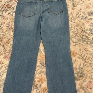 Universal Thread Women's Straight Leg Jeans in Blue